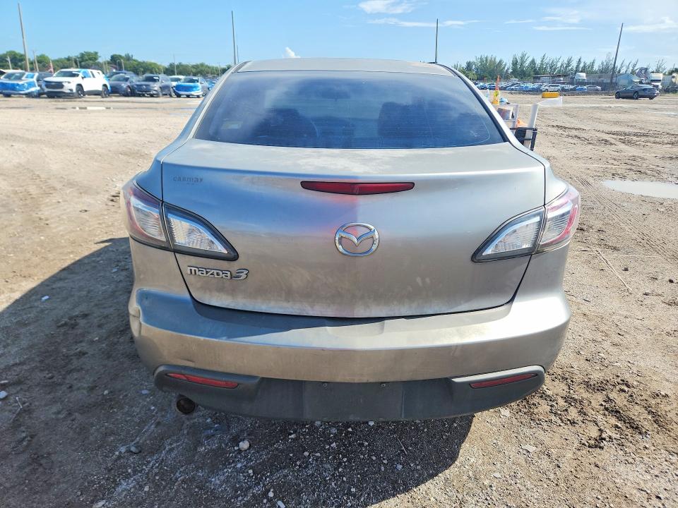 Photo 6 from auction – 2010 MAZDA 3 with VIN JM1BL1SG5A1156899