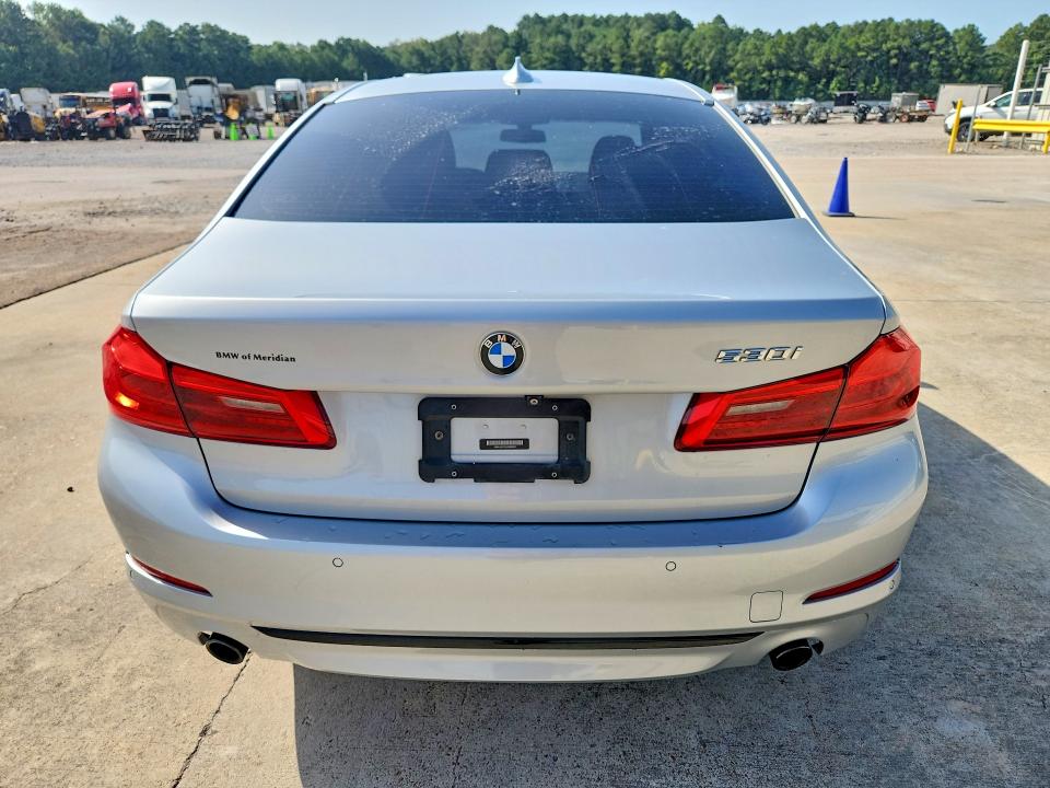 Photo 6 from auction – 2018 BMW 530 with VIN WBAJA5C59JG898836