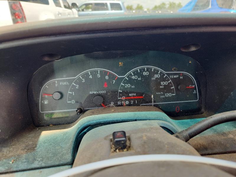 Photo 9 from auction – 2002 FORD WINDSTAR with VIN 2FMZA57422BB85305