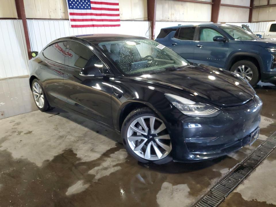 Photo 4 from auction – 2018 TESLA MODEL 3 with VIN 5YJ3E1EAXJF034259