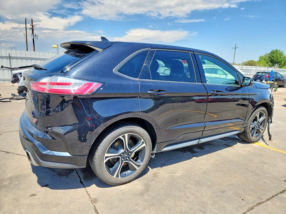 Photo 3 from auction – 2019 FORD EDGE with VIN 2FMPK4AP0KBB21801