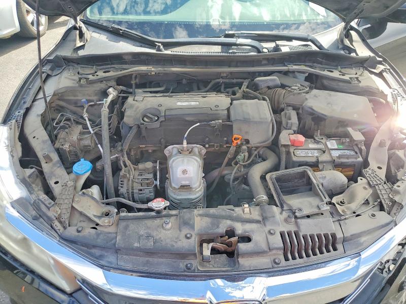 Photo 11 from auction – 2017 HONDA ACCORD with VIN 1HGCR2F53HA127639