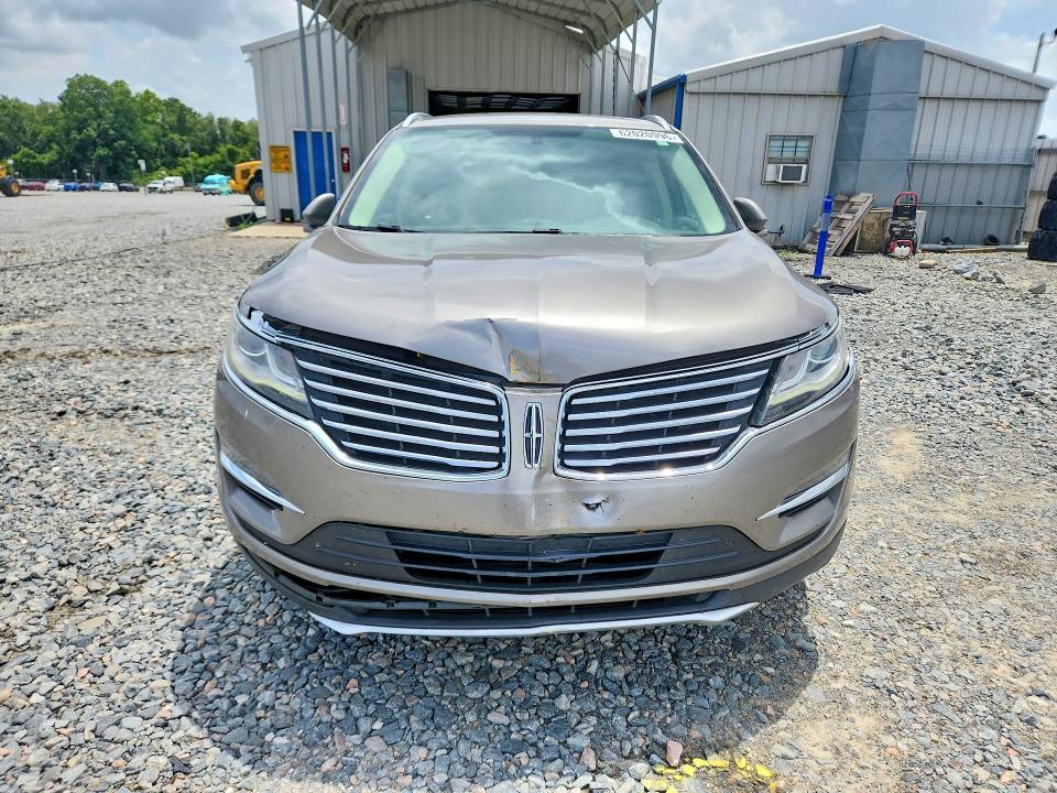 Photo 5 from auction – 2017 LINCOLN MKC with VIN 5LMCJ2C97HUL46771