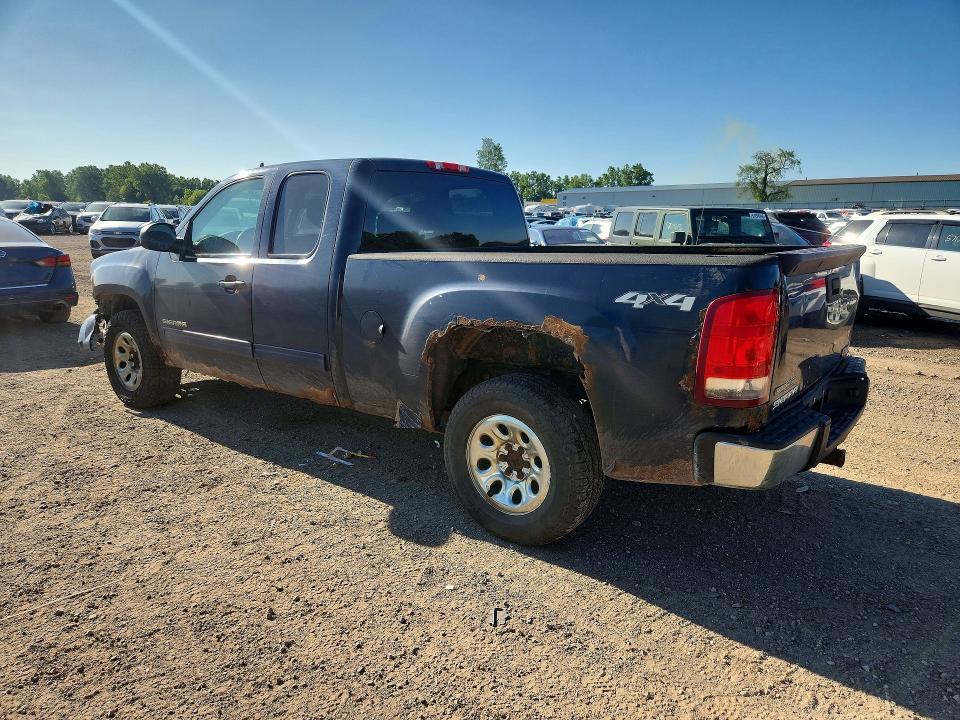Photo 2 from auction – 2011 GMC SIERRA with VIN 1GTR2UEA4BZ239172