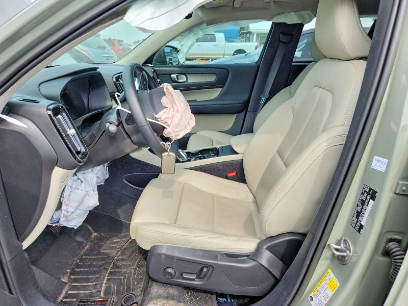 Photo 7 from auction – 2023 VOLVO XC40 with VIN YV4L12UN0P2981812
