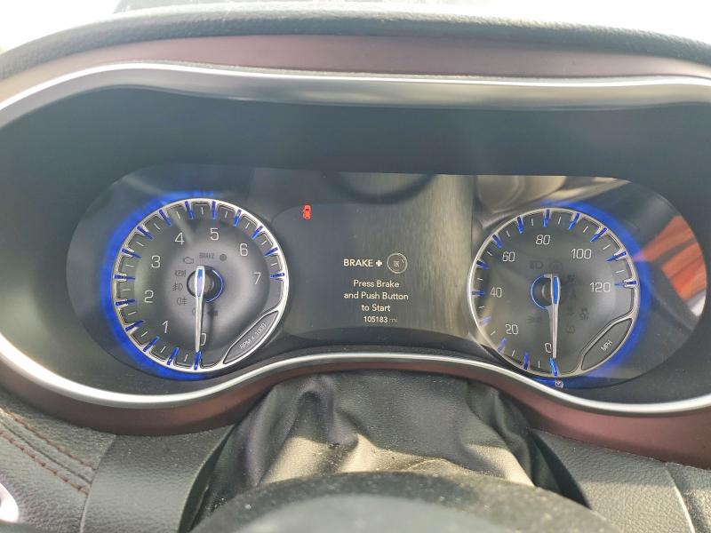Photo 9 from auction – 2017 CHRYSLER PACIFICA with VIN 2C4RC1GG4HR797782