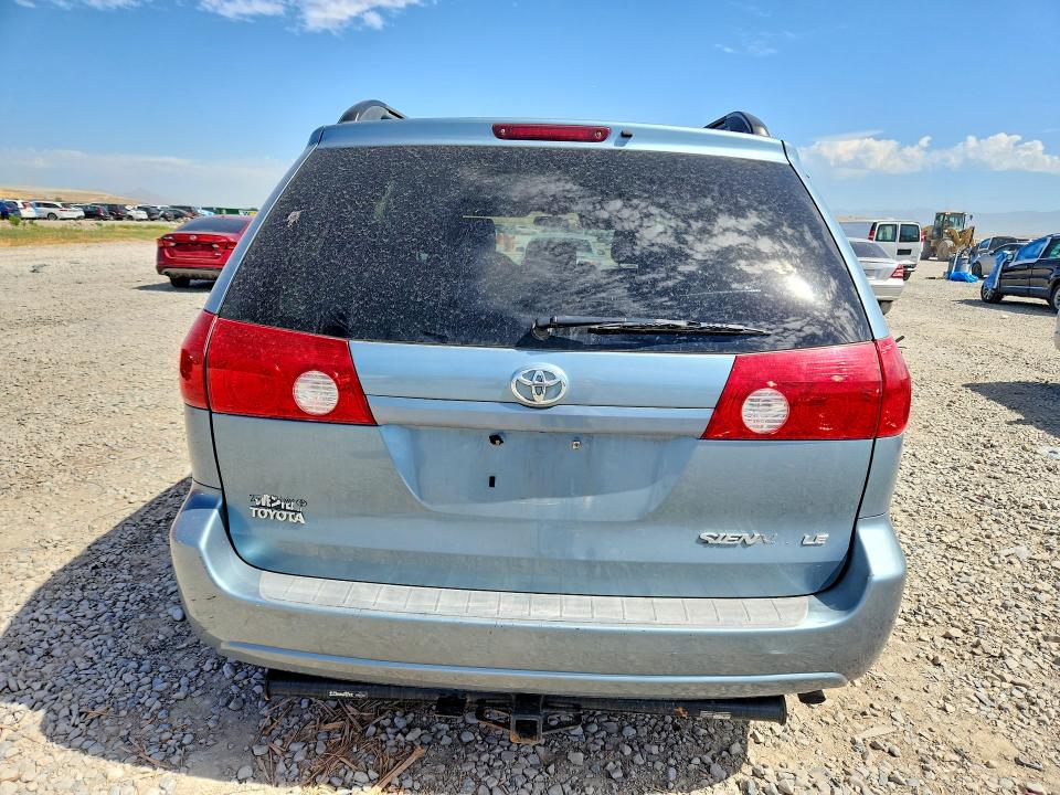 Photo 6 from auction – 2007 TOYOTA SIENNA with VIN 5TDZK23C67S015466