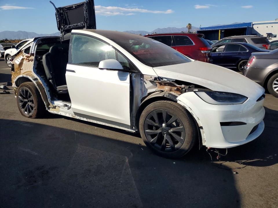 Photo 4 from auction – 2023 TESLA MODEL X with VIN 7SAXCDE51PF378263
