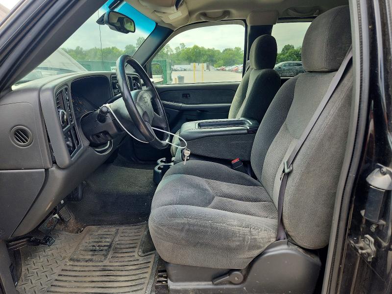 Photo 7 from auction – 2003 CHEVROLET SILVERADO with VIN 2GCEK19T831299703