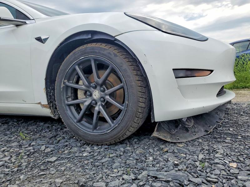 Photo 12 from auction – 2020 TESLA MODEL 3 with VIN 5YJ3E1EA0LF529332