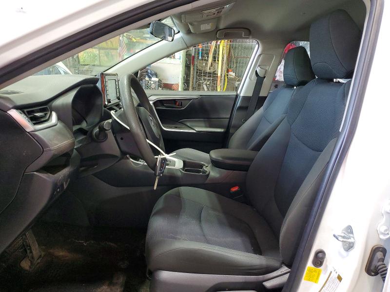Photo 7 from auction – 2019 TOYOTA RAV4 with VIN JTMG1RFV8KD014520
