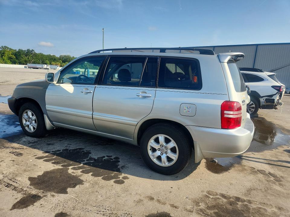 Photo 2 from auction – 2003 TOYOTA HIGHLANDER with VIN JTEGF21A930092273
