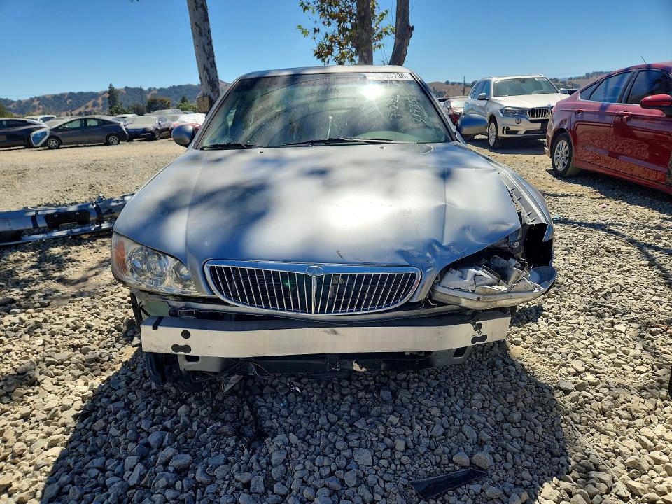 Photo 5 from auction – 2000 INFINITI I30 with VIN JNKCA31A2YT215763