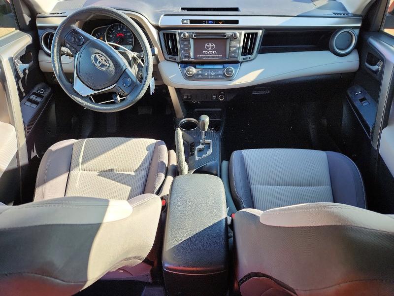 Photo 8 from auction – 2015 TOYOTA RAV4 with VIN JTMRFREV0FD148438