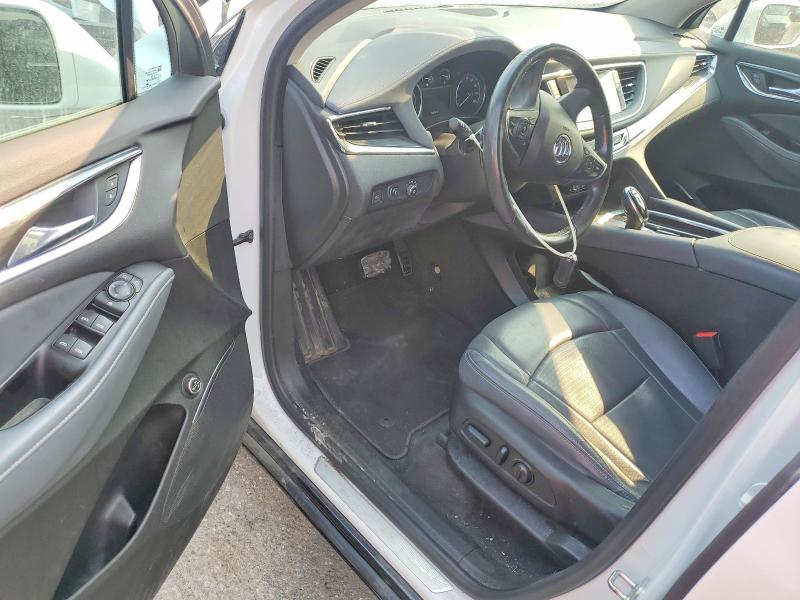 Photo 8 from auction – 2019 BUICK ENCLAVE with VIN 5GAEVAKW0KJ103643