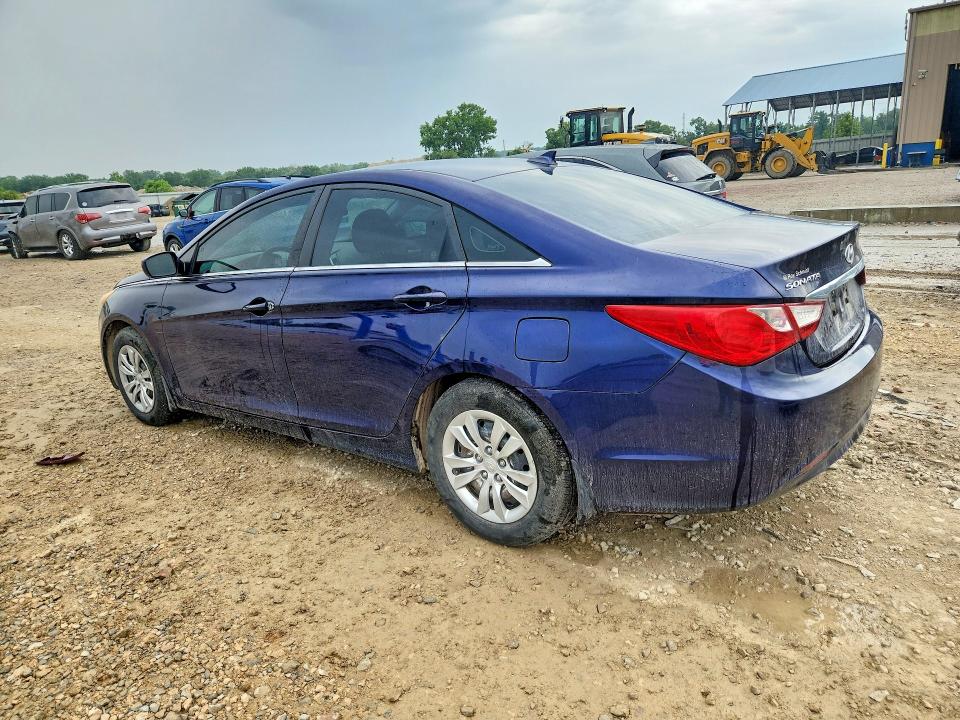Photo 2 from auction – 2012 HYUNDAI SONATA with VIN 5NPEB4AC6CH383014