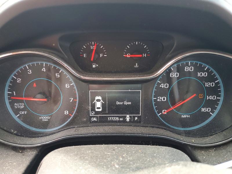 Photo 9 from auction – 2017 CHEVROLET CRUZE with VIN 1G1BE5SM0H7194497