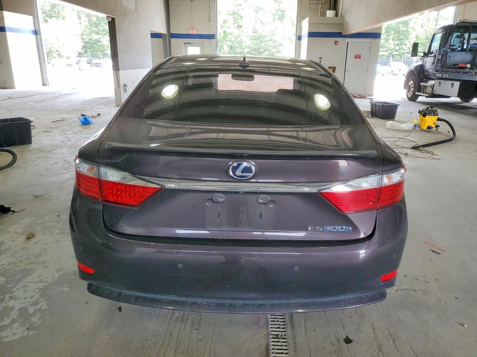 Photo 6 from auction – 2013 LEXUS ES with VIN JTHBW1GG9D2000362