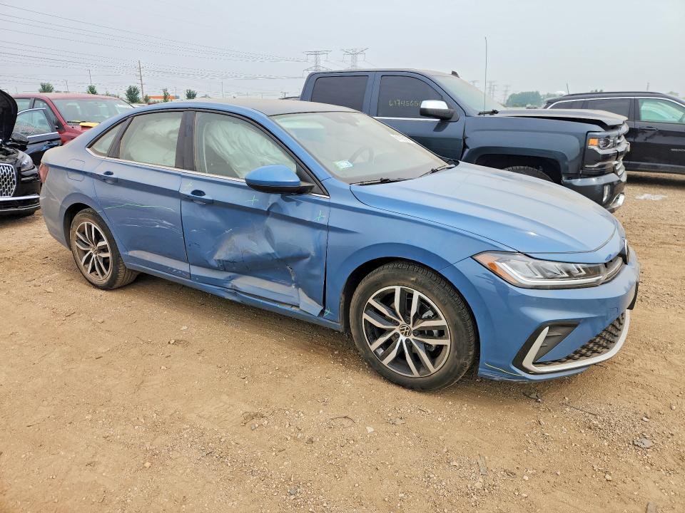 Photo 4 from auction – 2026 VOLKSWAGEN JETTA with VIN 3VW7W7BU8TM040458