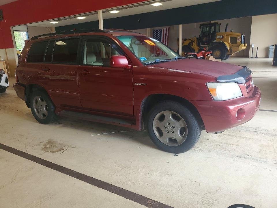 Photo 4 from auction – 2004 TOYOTA HIGHLANDER with VIN JTEEP21A140022191