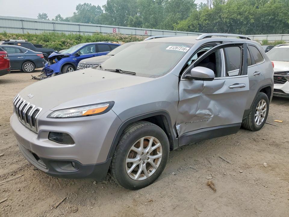 JEEP CHEROKEE 2017 z numerem VIN 1C4PJMCBXHW633386 - Zdjęcie z aukcji