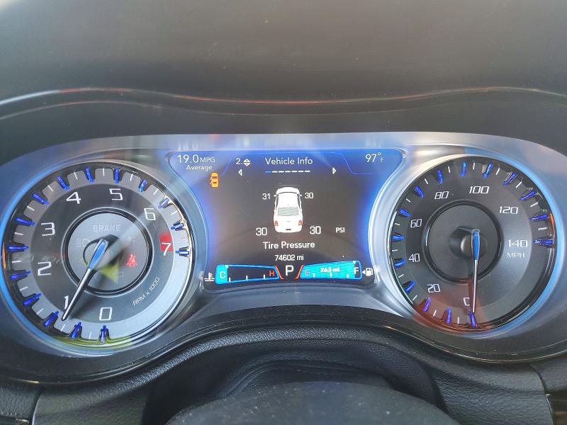 Photo 9 from auction – 2023 CHRYSLER 300 with VIN 2C3CCABGXPH569596