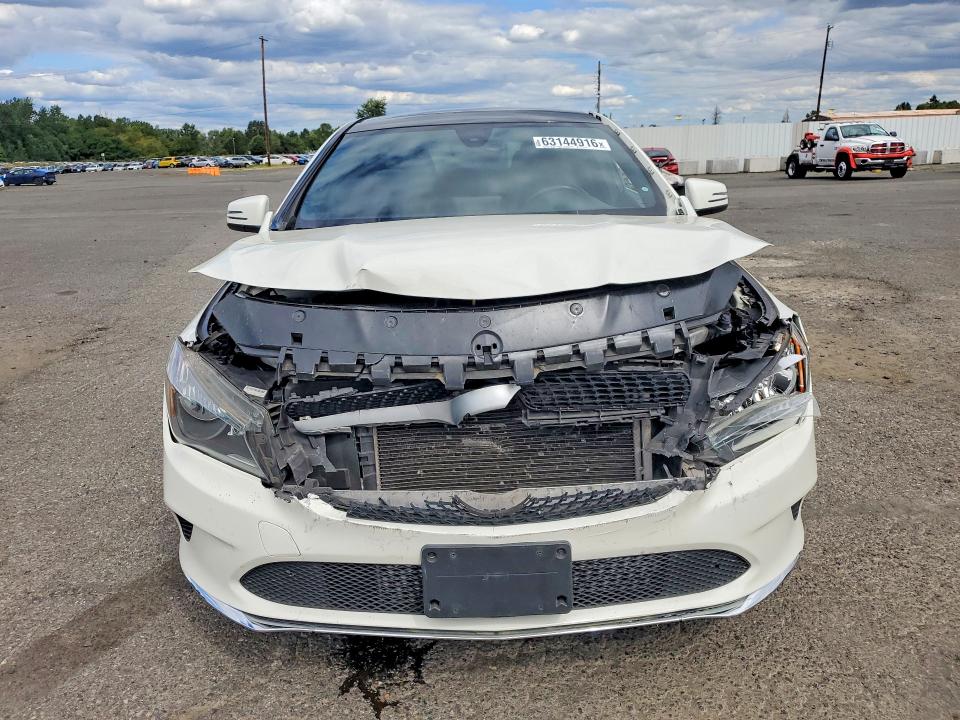 Photo 5 from auction – 2018 MERCEDES-BENZ CLA with VIN WDDSJ4EBXJN507795