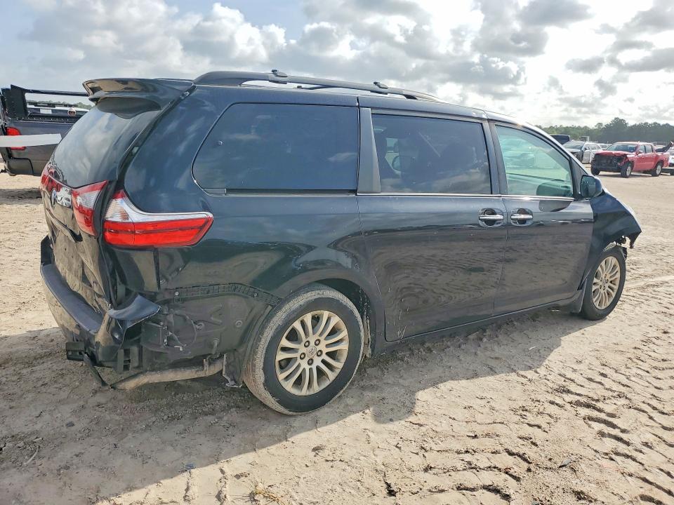Photo 3 from auction – 2015 TOYOTA SIENNA with VIN 5TDYK3DC8FS646329