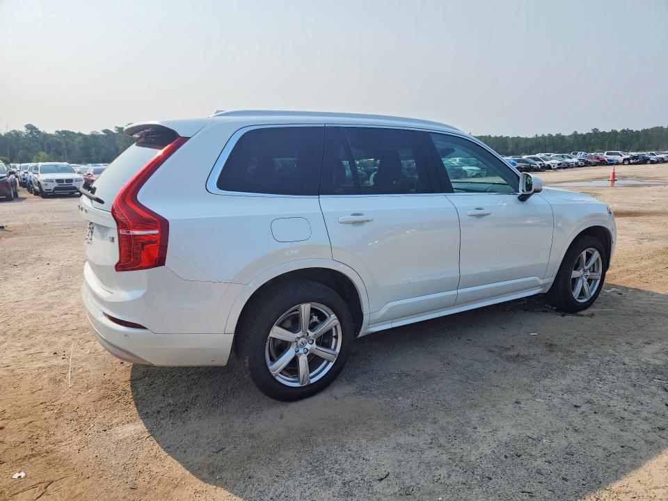 Photo 3 from auction – 2022 VOLVO XC90 with VIN YV4102PK1N1836700