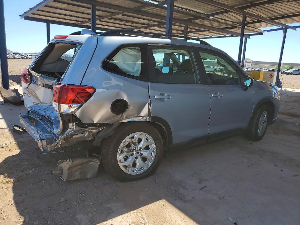 Photo 3 from auction – 2019 SUBARU FORESTER with VIN JF2SKACC4KH440467