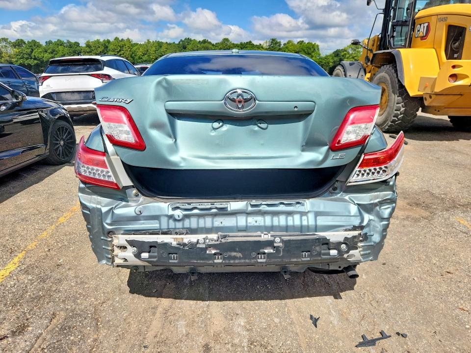 Photo 6 from auction – 2011 TOYOTA CAMRY with VIN 4T1BF3EK3BU758683