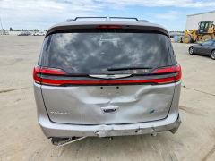 Photo 6 from auction – 2021 CHRYSLER PACIFICA with VIN 2C4RC1L77MR544326