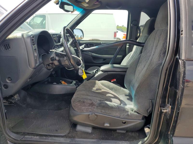 Photo 7 from auction – 2000 GMC JIMMY with VIN 1GKCT18WXYK199095