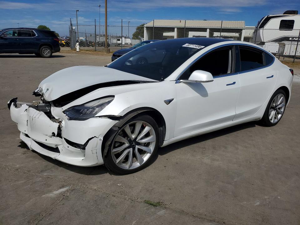 TESLA MODEL 3 2019 with VIN 5YJ3E1EA1KF446524 - Photo from auction
