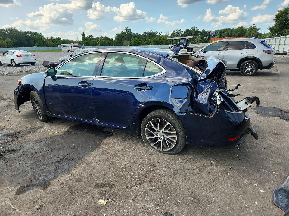 Снимка 2 от търг – 2017 LEXUS ES с VIN 58ABK1GG8HU058300