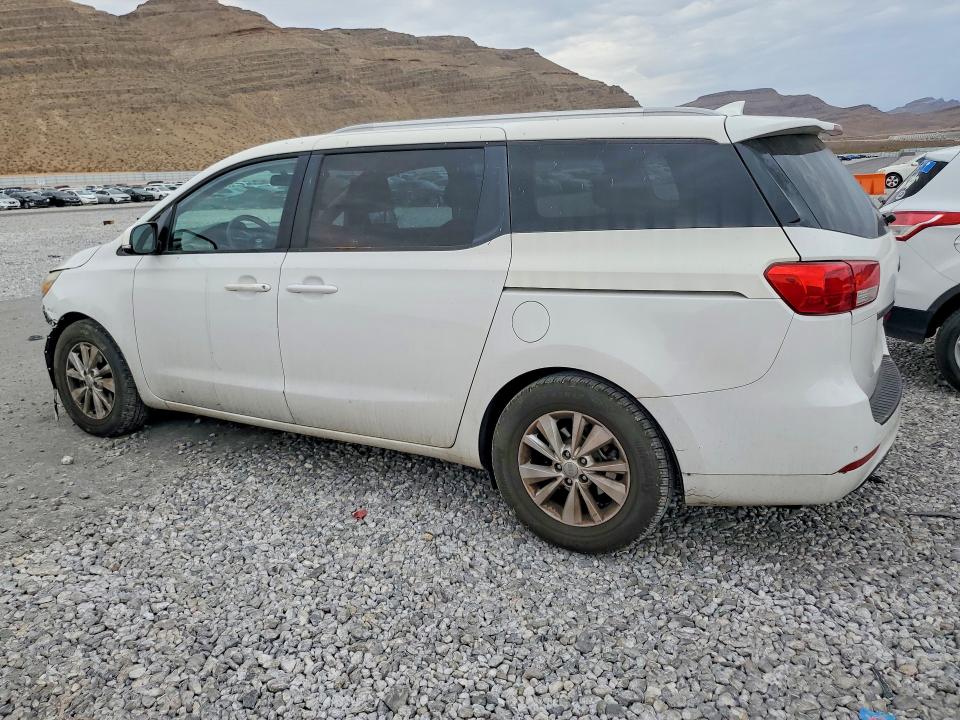 Photo 2 from auction – 2015 KIA SEDONA with VIN KNDMB5C18F6032178