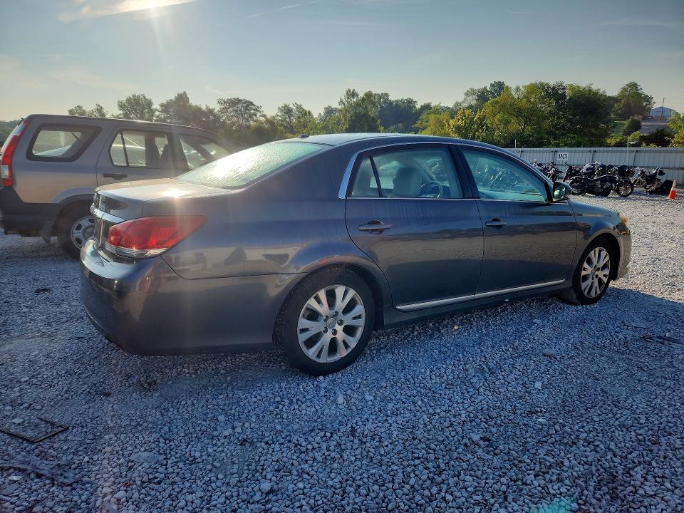 Photo 3 from auction – 2012 TOYOTA AVALON with VIN 4T1BK3DB3CU461475
