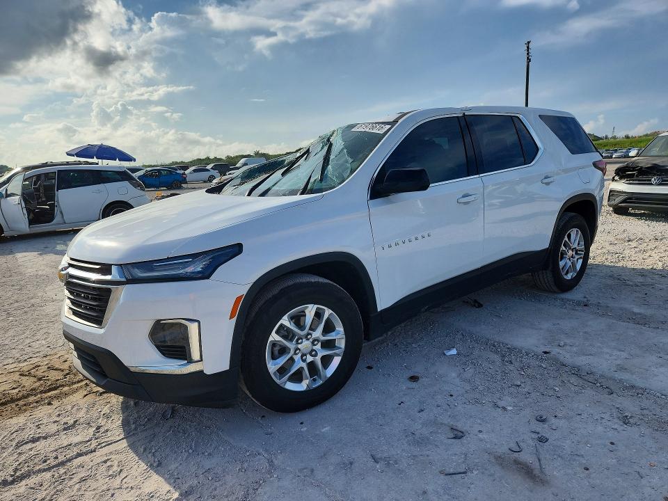 CHEVROLET TRAVERSE 2022 with VIN 1GNERFKW0NJ170920 - Photo from auction