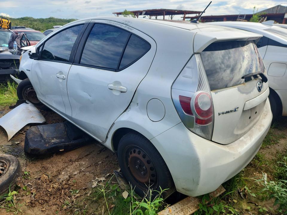 Photo 2 from auction – 2013 TOYOTA PRIUS C with VIN JTDKDTB39D1545197