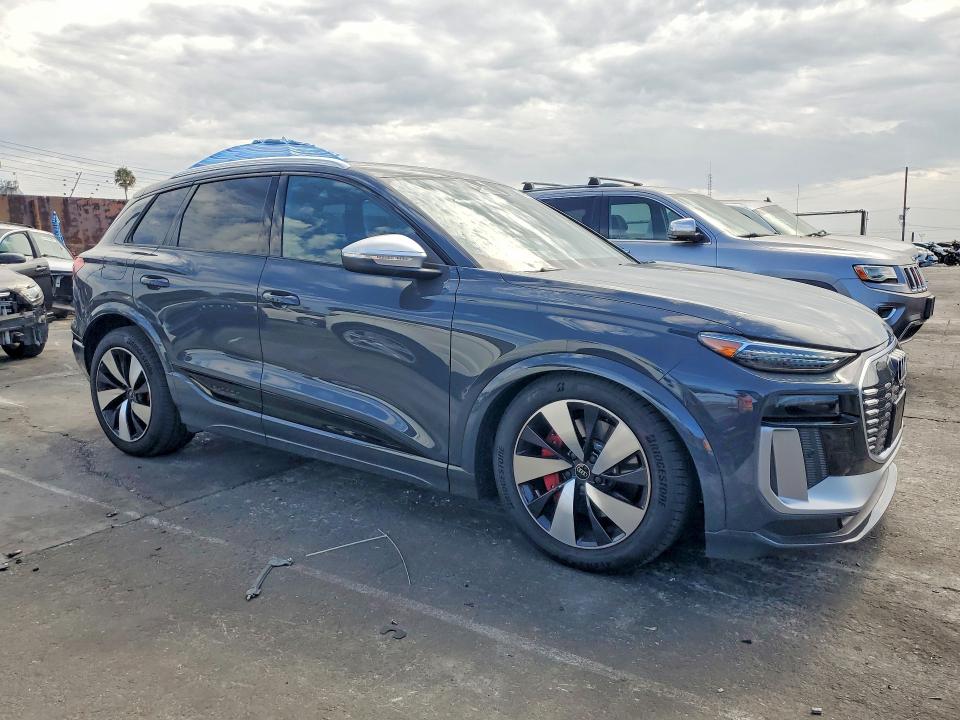 Photo 4 from auction – 2025 AUDI SQ6 E-TRON with VIN WA125BGF7SA050336