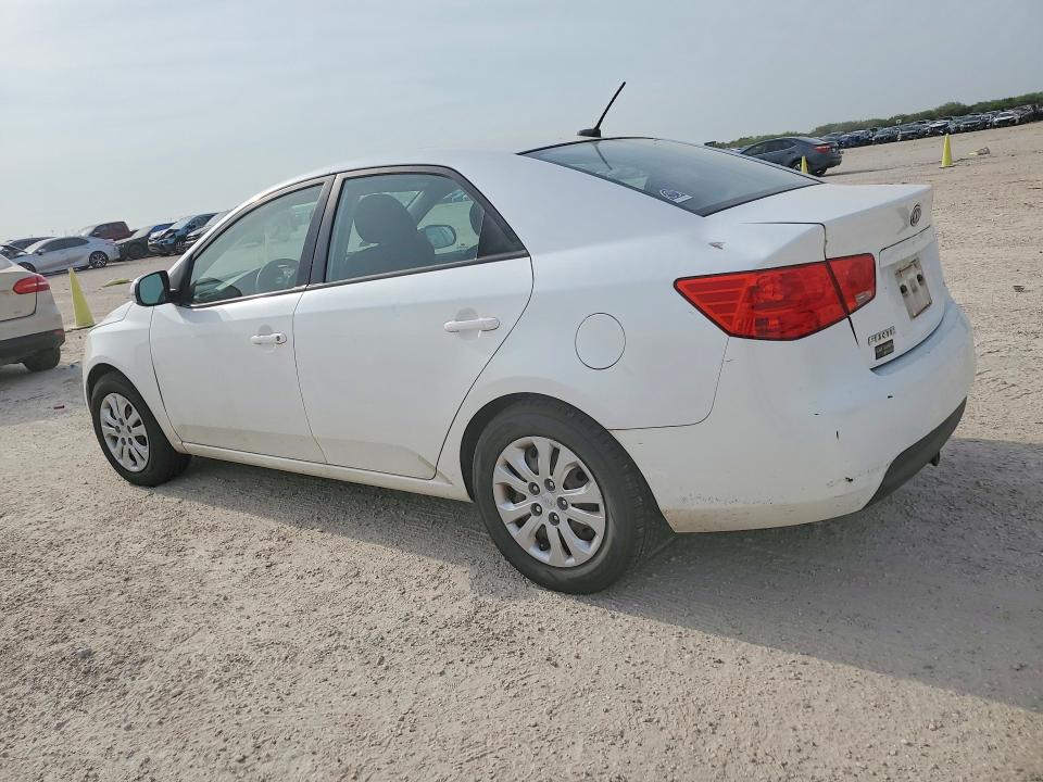 Photo 2 from auction – 2012 KIA FORTE with VIN KNAFU4A28C5630925