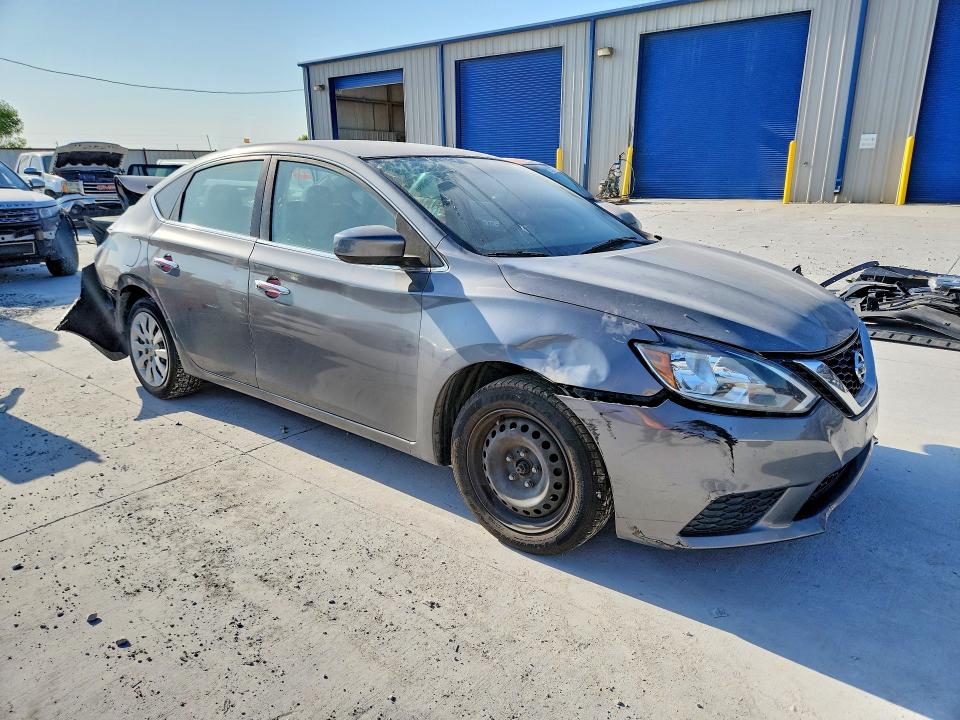 Photo 4 from auction – 2019 NISSAN SENTRA with VIN 3N1AB7AP6KY361456