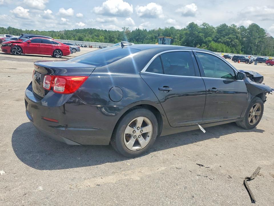 Photo 3 from auction – 2015 CHEVROLET MALIBU with VIN 1G11B5SL3FF191480