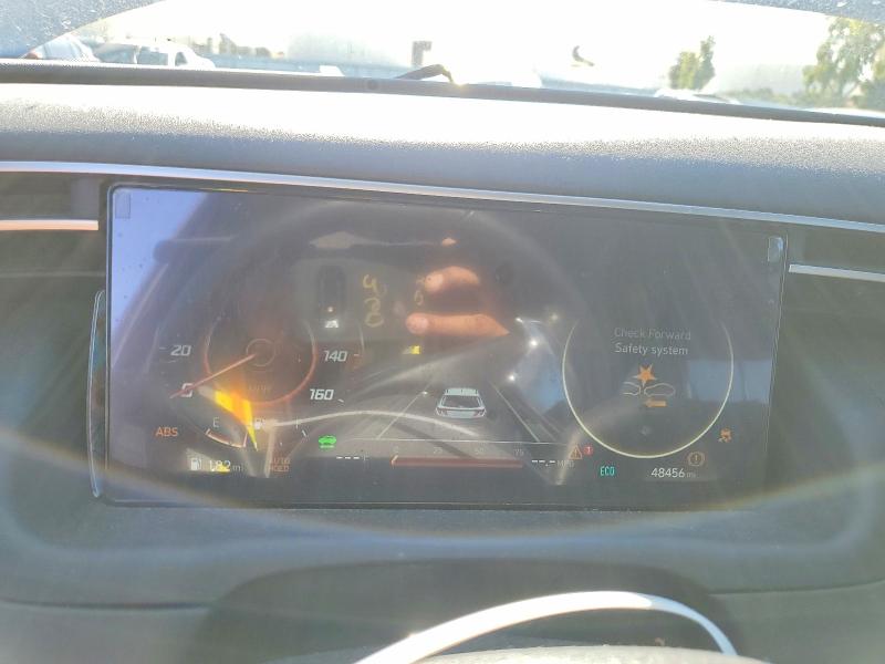 Photo 9 from auction – 2022 HYUNDAI TUCSON with VIN KM8JFCA15NU034376