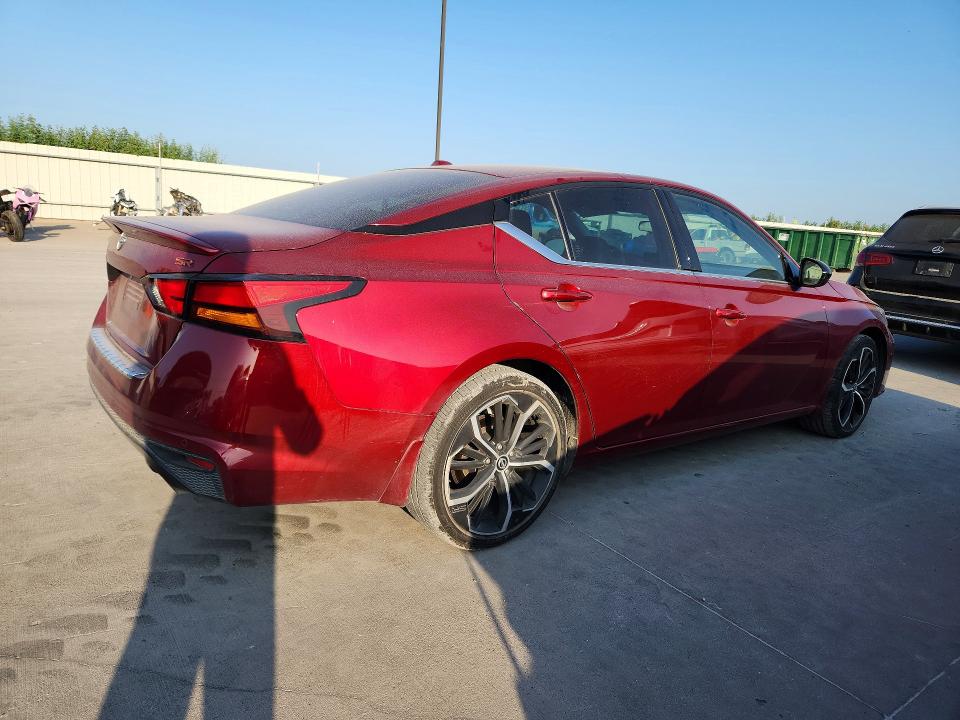 Photo 3 from auction – 2023 NISSAN ALTIMA with VIN 1N4BL4CV9PN404481