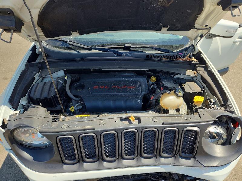 Photo 12 from auction – 2017 JEEP RENEGADE with VIN ZACCJBCB2HPE99568