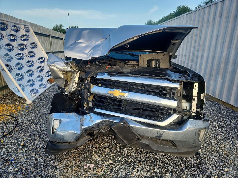 Photo 5 from auction – 2018 CHEVROLET SILVERADO with VIN 3GCPCREC3JG636745