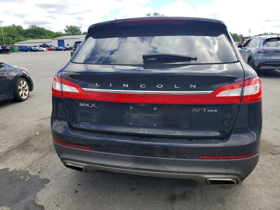 Photo 6 from auction – 2017 LINCOLN MKX with VIN 2LMPJ8LP5HBL30682