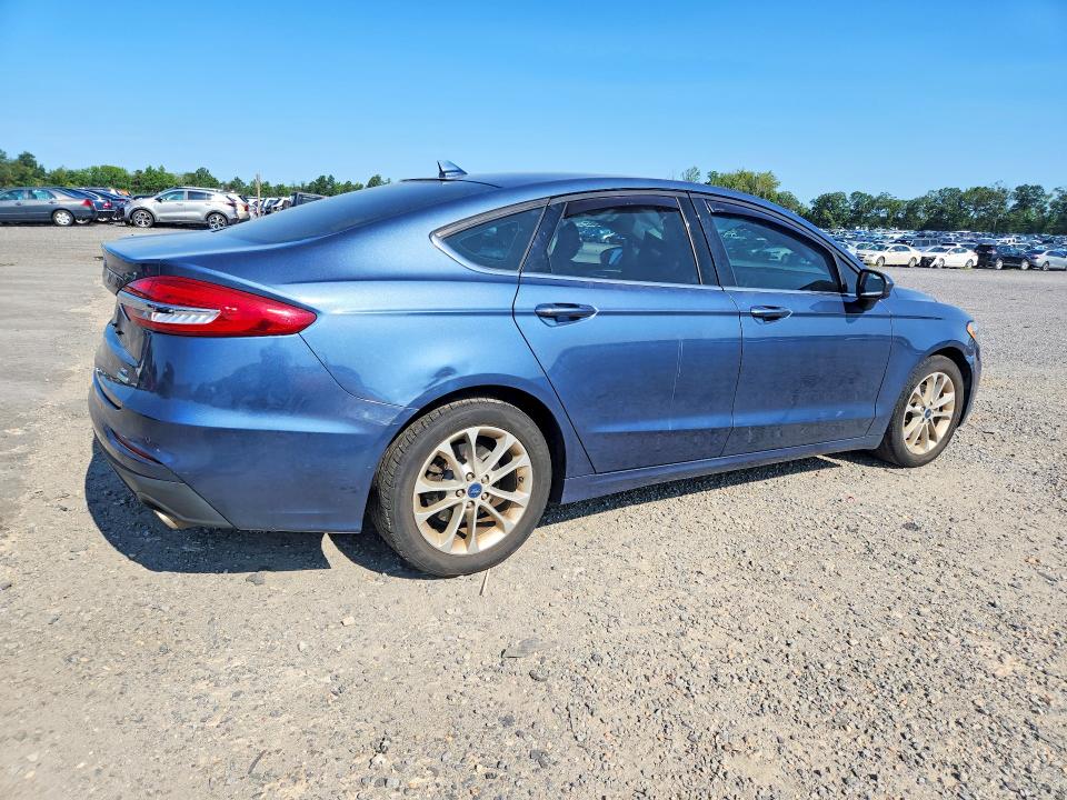 Photo 3 from auction – 2019 FORD FUSION with VIN 3FA6P0HD6KR128572
