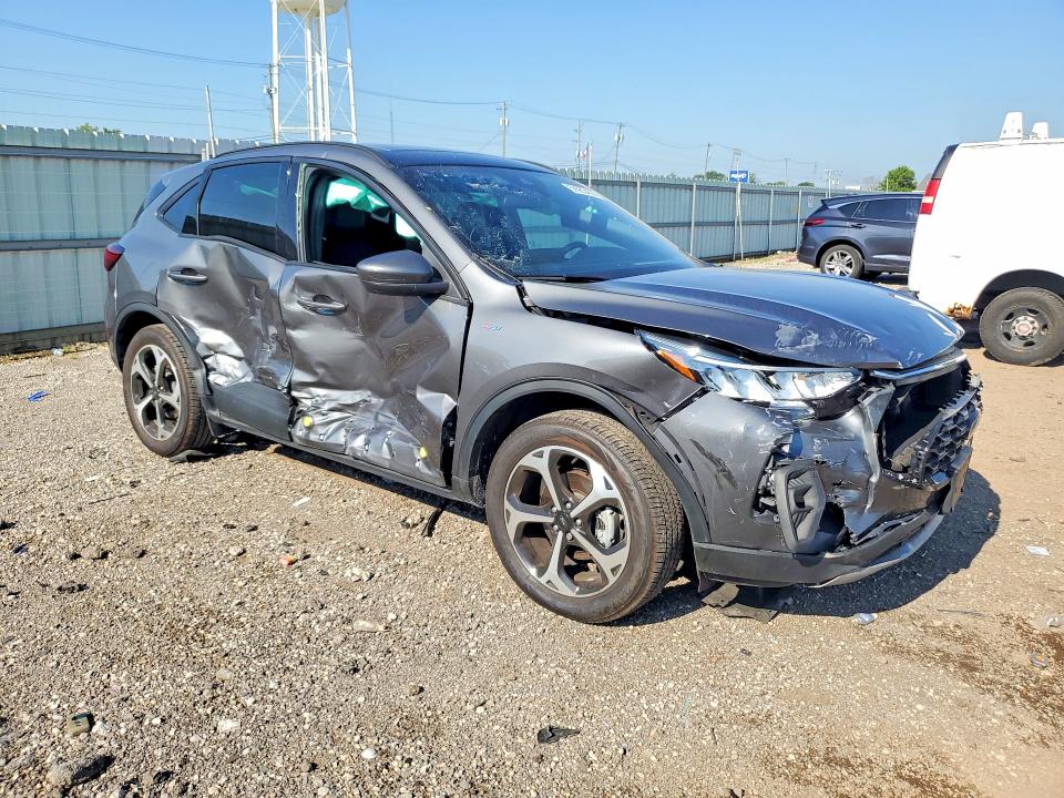 Photo 4 from auction – 2025 FORD ESCAPE with VIN 1FMCU9NA2SUA70047